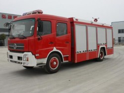 Camion de pompiers de réservoir d'eau de Dongfeng Tianjin 6ton