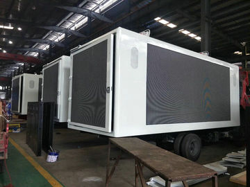 Chine Boîte Boby de camion de panneau d'affichage de LED adaptant aux besoins du client avec la boîte menée de camion d'écran pour la publicité extérieure d'affichage à LED de camion fournisseur