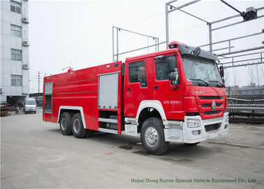 Chine Camion de pompiers résistant de délivrance de Howo avec le type de gazole d'équipements de lutte contre l'incendie fournisseur
