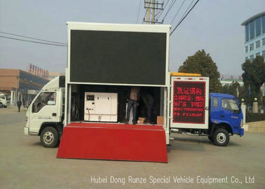 Chine Camion mobile mobile de l'activité en plein air LED de Forland 4X2 pour annoncer la vidéo de LED fournisseur