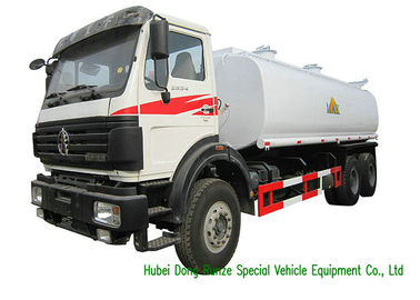 Chine Camion de réservoir liquide d'essence tous terrains de Beiben 20000L avec la main gauche/conduite à droite fournisseur