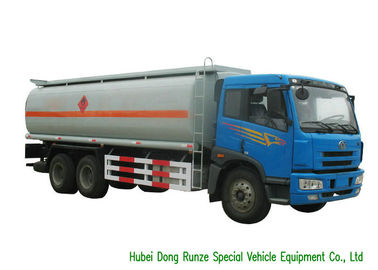 Chine Camion-citerne aspirateur de carburant diesel de FAW 6x4 pour le transport avec la pompe à essence de PTO 19CBM fournisseur