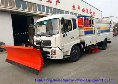 Chine Camion de lavage de rue multifonctionnelle avec des ciseaux hydrauliques Manlift/brosses de pelle fournisseur