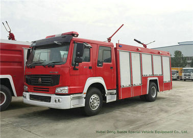 Chine Camion de lutte contre l'incendie de Howo 4x2 avec la vitesse maximum 102km/h de poudre sèche de 1000 litres fournisseur