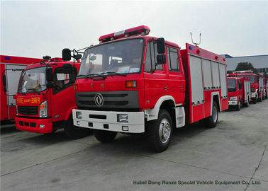 Chine Sauvez le camion de pompiers avec de l'eau pompe à incendie 5500Liters, véhicule des sapeurs-pompiers fournisseur