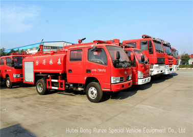Chine Camion de lutte contre l'incendie de bateau-citerne de l'eau pour des pompiers avec la pompe à eau et la pompe à incendie fournisseur