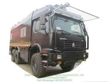 Chine Toutes les roues de HOWO chassent la personnalisation de camion de canon à eau de police d'Anti-émeute de la route 6X6 fournisseur