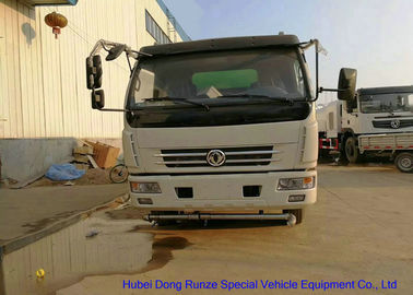 Camion de balayeuse de route de rue, camion de balayeuse de vide pour la route de parking/aéroport fournisseur